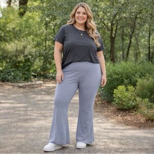 Lululemon Groove Super-High Rise Flare Pant Gray Size 20 NWOT Yoga Leggings Plus